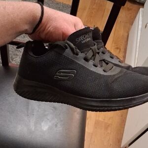 Skechers Men's Black Athletic Sneakers